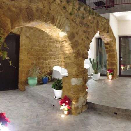 Hotel Cortile Baronello Agrigento Exterior foto