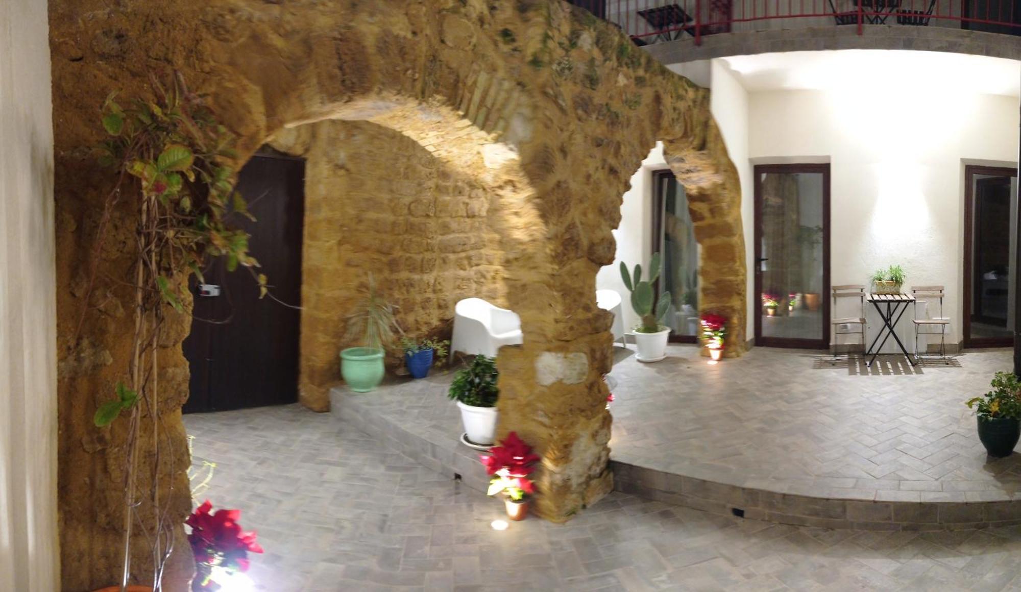 Hotel Cortile Baronello Agrigento Exterior foto