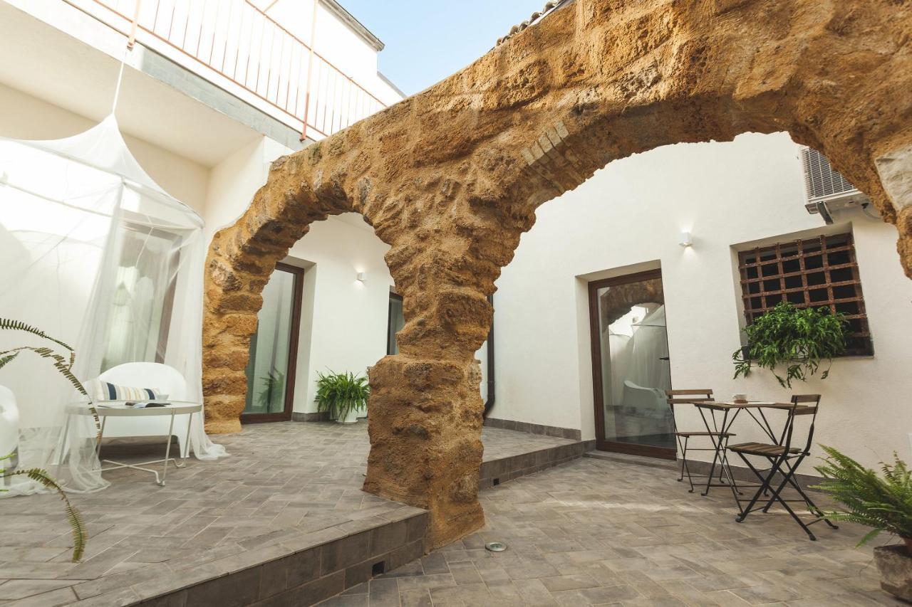 Hotel Cortile Baronello Agrigento Exterior foto