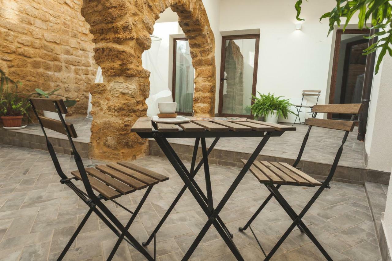Hotel Cortile Baronello Agrigento Exterior foto